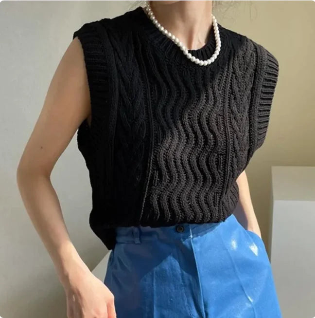 Chic & Comfy Sleeveless Knitted Vest for Women